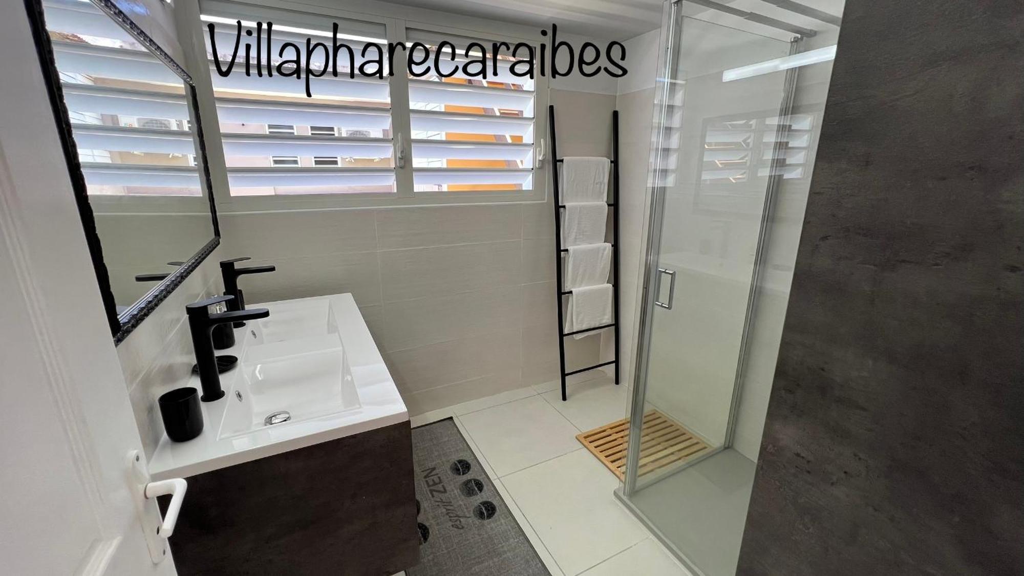 לה מול Villa Phare Caraibes Guadeloupe - Rooftop Jacuzzi & Ocean View מראה חיצוני תמונה